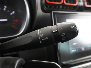 Citroen C3 Aircross  I Crossover 1.2 PureTech 110KM 2019 Citroen C3 Aircross Shine automat navi PDC, zdjęcie 32