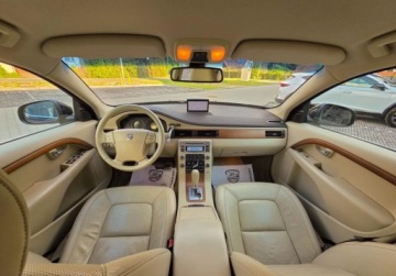 Volvo V70 III 2008 Volvo V70 SUMMUM 3,2 R6 Wentylowane fotele Navi 3.2 Benzyna 238KM, zdjęcie 5