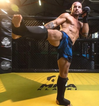 ЭЛАСТИЧНЫЕ ЗАЩИТЫ ДЛЯ ГОЛЕНИ, ЧЕРНЫЕ ДЛЯ ГОЛЕНИ DBX BUSHIDO L