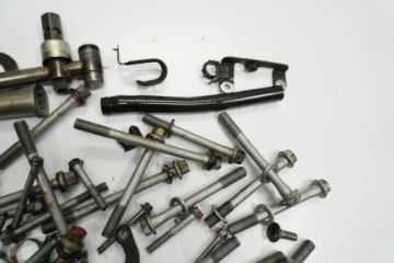 KAWASAKI ZZR-1400 05-11 КОМПЛЕКТ БОЛТОВ КРЕПЛЕНИЯ ДВИГАТЕЛЯ