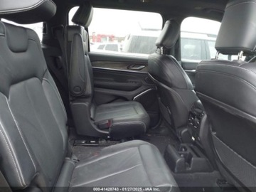 Jeep 2023 Jeep Grand Cherokee L Overland 2023 5.7l 5.7 Benzyna 357KM, zdjęcie 13