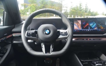 BMW Seria 5 G90-91 Touring 2.0 520d 197KM 2025 BMW Seria 5 BMW Bonkowscy Salon Polska Promocyjne Finansowanie 2.0, zdjęcie 17