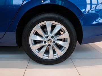 Skoda Superb IV Kombi 2.0 TSI 204KM 2026 Od ręki - Drive 2.0 TSI DSG 204KM, zdjęcie 12