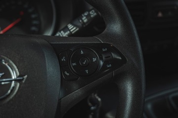 Opel Combo E Kombivan 1.5 Diesel 102KM 2021 Opel combo przewóz osoby na wózku rampa pfron, zdjęcie 13