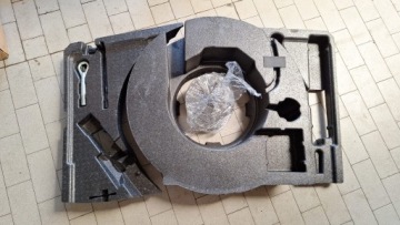 STYROPIAN WKŁAD BAGAŻNIKA UCHO RENAULT KADJAR