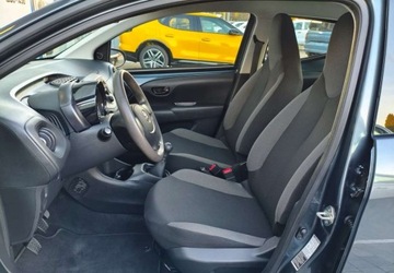 Toyota Aygo II Hatchback 3d Facelifting 1.0 VVT-i 72KM 2019 Toyota Aygo Toyota Aygo 1.0 VVT-i Black Edition Benzyna 72KM, zdjęcie 10