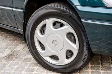 Toyota Camry IV Sedan 2.2 131KM 1997 TOYOTA CAMRY 2.2 Benzyna | 1997 | 104 000 km | 100% ORYGINAŁ, zdjęcie 20