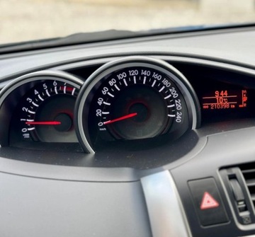 Toyota Verso Minivan Facelifting 1.8 Valvematic 147KM 2014 Toyota Verso 1.8 benzyna 147KM 7 foteli Climatronic Navi Kamera grzane fot, zdjęcie 30