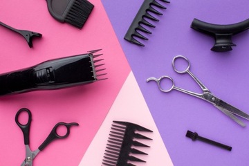 Парикмахерский набор НОЖНИЦЫ ПАРИКМАХЕРСКИЕ НАСАДКИ ДЛЯ РАСЧЕСКИ ЗАЖИМЫ ЧЕХОЛ