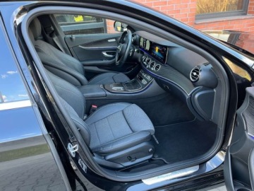 Mercedes Klasa E W213 Limuzyna Facelifting 2.0 E200 197KM 2020 Mercedes-Benz Klasa E 2.0 benzyna 197 KM automat zarej w PL zadbany z, zdjęcie 15