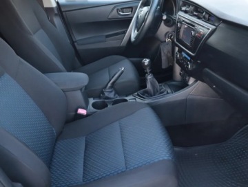 Toyota Auris II Hatchback 5d D-4D 90 90KM 2014 Toyota Auris 1.4 D-4D, Salon Polska, Serwis ASO, zdjęcie 8