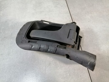 РУЧКА ВНУТРЕННЯЯ ПЕРЕДНЯЯ ПРАВАЯ W638 A6387660878