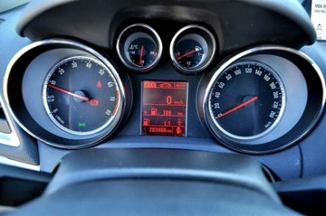 Opel Mokka I SUV 1.4 Turbo ECOTEC 140KM 2014 Opel Mokka 1,4 Turbo 140Km Skóra Grzana Kiera, zdjęcie 23