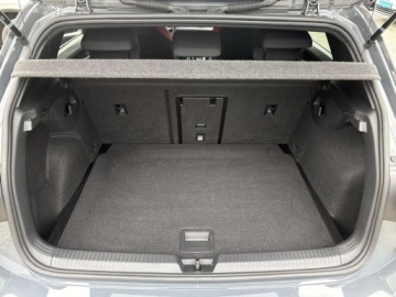 Volkswagen Golf VIII GTI 2.0 TSI 245KM 2024 Volkswagen Golf GTI, 2.0 TSI, 245 KM, skrzynia automatyczna DSG 7-stopniow, zdjęcie 27