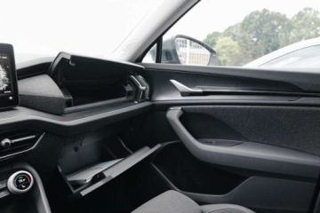 Skoda Kodiaq II SUV 2.0 TDI SCR 193KM 2024 Skoda Kodiaq 2.0 TDI 4x4 Selection DSG, 193KM, hak, Canton, fv23, 7 miejsc, zdjęcie 31