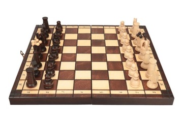 Деревянные королевские шахматы 34x34 см