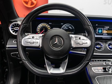 Mercedes Klasa E W213 Cabrio 2.0 300 245KM 2018 E Klasa E 300 Coupe 2.0 9G-TRONIC 245KM 2018, zdjęcie 12