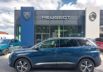 Peugeot 5008 II Crossover Facelifting 1.2 PureTech 130KM 2023 Peugeot 5008 5008 1.2 Allure Pack SS EAT8 1.2 Benzyna 130KM, zdjęcie 8