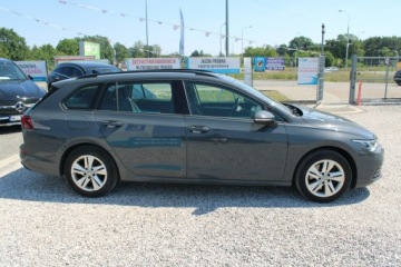 Volkswagen Golf VIII Variant 2.0 TDI 115KM 2021 Volkswagen Golf LIFE Virtual Salon PL, zdjęcie 4