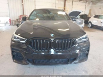 BMW X6 G06 2023 BMW X6 2023r., 4x4, 3.0L 3.0 Benzyna 335KM, zdjęcie 4