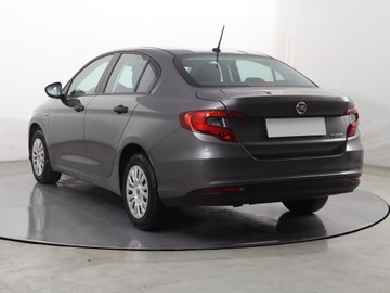 Fiat Tipo II Sedan Facelifting 1.0 T3 Turbo 100KM 2021 Fiat Tipo 1.0 FireFly, Salon Polska, Serwis ASO, zdjęcie 3