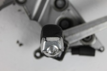 SUZUKI GSF 600 1200 BANDIT 00-05 КОМПЛЕКТ ВОДИТЕЛЬСКАЯ ПЕРЕДНЯЯ ПРАВАЯ