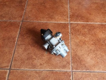 ZAWÓR REGULATOR CIŚNIENIA POWIETRZA LKT 81 S ,T 80