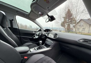 Peugeot 2015 Peugeot 308 Peugeot 308 PureTech 130 Stop amp Start Allure 1.2 Benzyna, zdjęcie 25