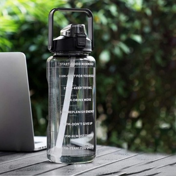 СПОРТИВНАЯ БУТЫЛКА ДЛЯ ВОДЫ МОТИВАЦИЯ СПОРТИВНАЯ БУТЫЛКА 2Л С СОЛОМОЙ