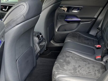 Mercedes GLC C254/X254 Coupe 2.0 220d 197KM 2025 GLC Coupe 220 d 4-Matic AMG Line 2.0 (197KM) 2025, zdjęcie 13