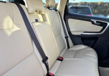 Volvo XC60 I SUV Facelifting 2.4 D4 181KM 2015 Volvo XC 60 GWARANCJA 2.4 Diesel 181KM, zdjęcie 16