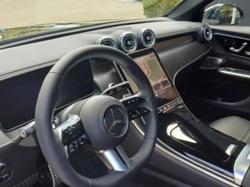 Mercedes GLC C254/X254 Coupe 2.0 220d 197KM 2025 GLC Coupe 220 d 4-Matic AMG Line 2.0 (197KM) 2025, zdjęcie 6