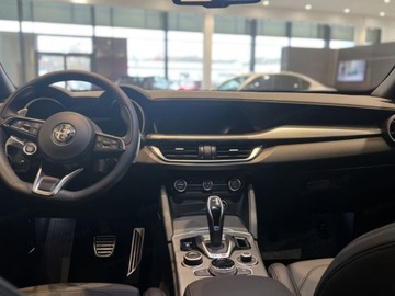 Alfa Romeo Stelvio SUV Facelifting 2023 2.0 GME Turbo 280KM 2025 ALFA ROMEO Stelvio Veloce Q4 Suv 2.0 (280KM) 2025, zdjęcie 8