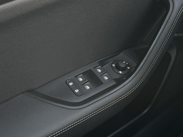 Skoda Superb III Kombi Facelifting 2.0 TDI SCR 150KM 2021 Škoda Superb Skoda Superb 2.0 TDI 150KM 2021,, zdjęcie 13