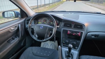 Volvo V70 II 2.4 140KM 2005 Volvo V70 2,4 BENZYNA NIEZNISZCZALNY SZWEDZKI LOS 2.4 Benzyna 140KM, zdjęcie 9