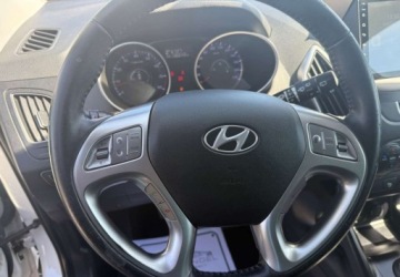 Hyundai ix35 SUV 1.6 GDI 135KM 2012 Hyundai ix35 Hyundai ix35 1.6 2WD UEFA EURO 2012 Edition 1.6 Benzyna 135KM, zdjęcie 9