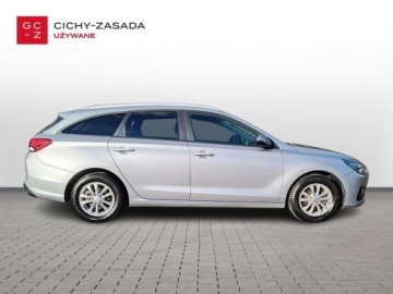 Hyundai i30 III Wagon Facelifting 1.0 T-GDI 120KM 2022 Hyundai i30 SalonPL serwis ASO 1.0T-GDI 120KM bezwypadkowy pakiety kamera, zdjęcie 5