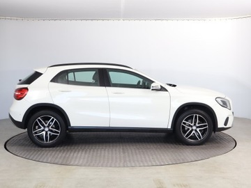 Mercedes GLA I Off-roader 2.0 220 184KM 2017 Mercedes GLA GLA 220 4MATIC, Salon Polska, zdjęcie 5