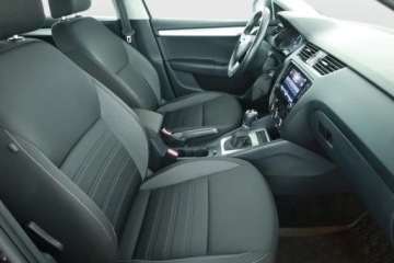 Skoda Octavia III Kombi Facelifting 2.0 TSI 190KM 2018 Skoda Octavia 2.0 TSI, Salon Polska, DSG, Klima, zdjęcie 8
