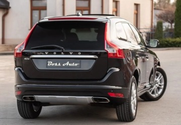 Volvo XC60 I SUV Facelifting 2.0 D4 DRIVE-E 190KM 2015 Volvo XC 60 D4 190KM SUMMUM Xenon Skora Navi Virtual Panorama El.Klapa Ful, zdjęcie 11