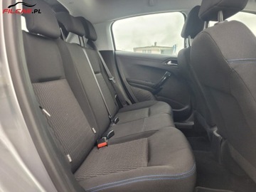 Peugeot 208 I Hatchback 5d Facelifting 1.2 PureTech 82KM 2018 Peugeot 208 GWARANCJA Lift Niski przebieg LED Mozliwa zamiana RATY 1.2, zdjęcie 15