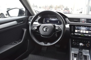 Skoda Superb III Liftback Facelifting 2.0 TDI SCR 200KM 2022 Skoda Superb SalonPL 2.0TDI 200KM DSG Ambition Czujniki El.Bagaznik Smartl, zdjęcie 9