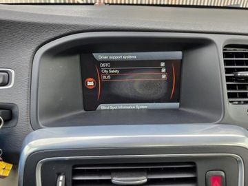 Volvo S60 II Sedan Facelifting 2.0 T5 DRIVE-E 245KM 2015 VOLVO S60 II Premium Plus T5, 2.0l benzyna 245KM Dokumentacja pochodzenia, zdjęcie 14