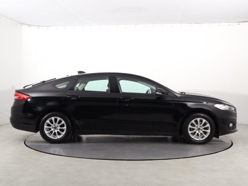 Ford Mondeo V Liftback Facelifting 2.0 EcoBlue 150KM 2019 Ford Mondeo 2.0 EcoBlue, Salon Polska, Serwis ASO, zdjęcie 5