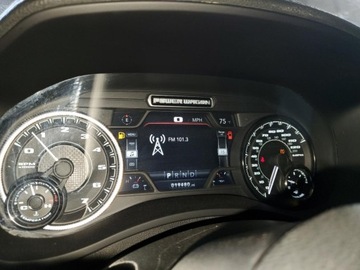  RAM 2500 Powerwagon 2021 6.4l 6.4 Benzyna 410KM, zdjęcie 9