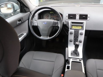 Volvo V50 1.6 D2 115KM 2011 Volvo V50 D2, Klima, Klimatronic, Tempomat, zdjęcie 6