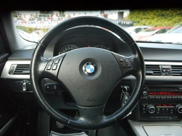 BMW Seria 3 E90-91-92-93 Limuzyna E90 320d 184KM 2010 BMW 320 2.0d 184KM Stan b.dobry Gwarancja 12mc, zdjęcie 14