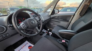 Suzuki SX4 I Hatchback 1.6 i 16V VVT 107KM 2006 Suzuki SX4 Mały Przebieg, zdjęcie 11