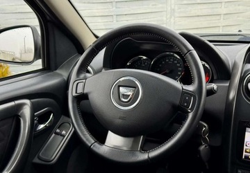 Dacia Duster I SUV Facelifting 1.2 TCe 125KM 2014 Dacia Duster Dacia Duster 1.2 TCe Celebration 1.2 Benzyna 125KM, zdjęcie 6