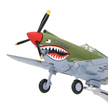 Модель истребителя из сплава в масштабе 1:72.